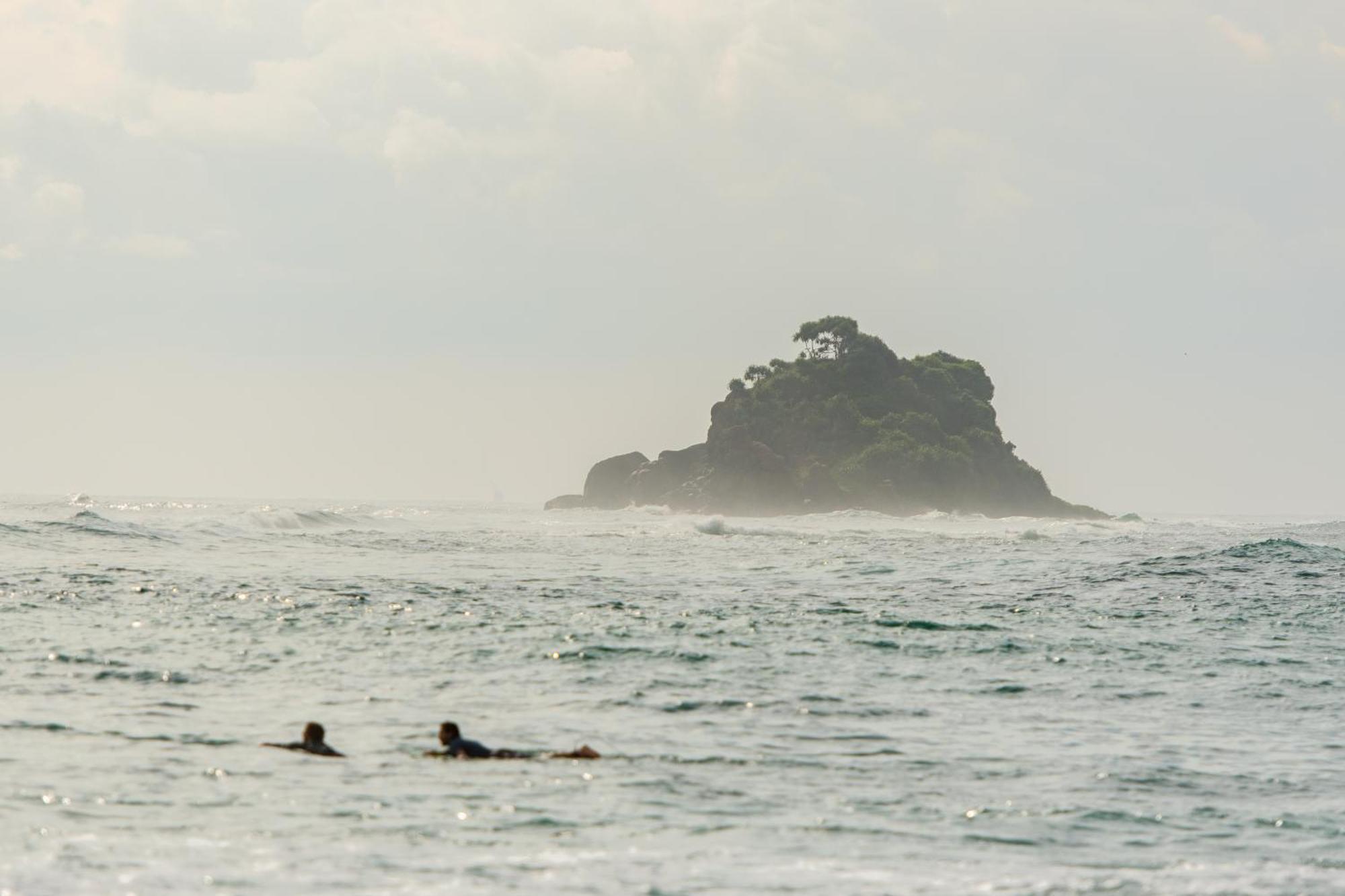 Ram'S Surfing Beach,Мидигама-Ист Экстерьер фото
